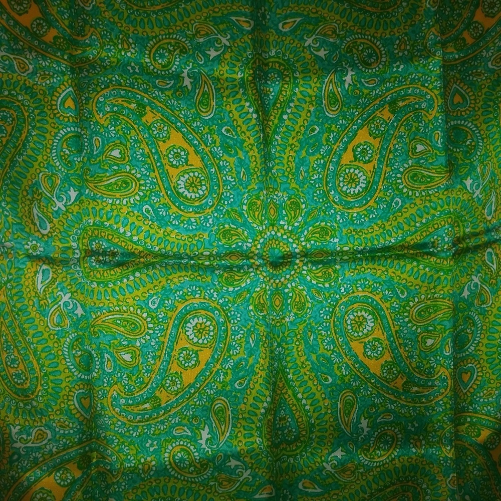 Vera Silk Scarf